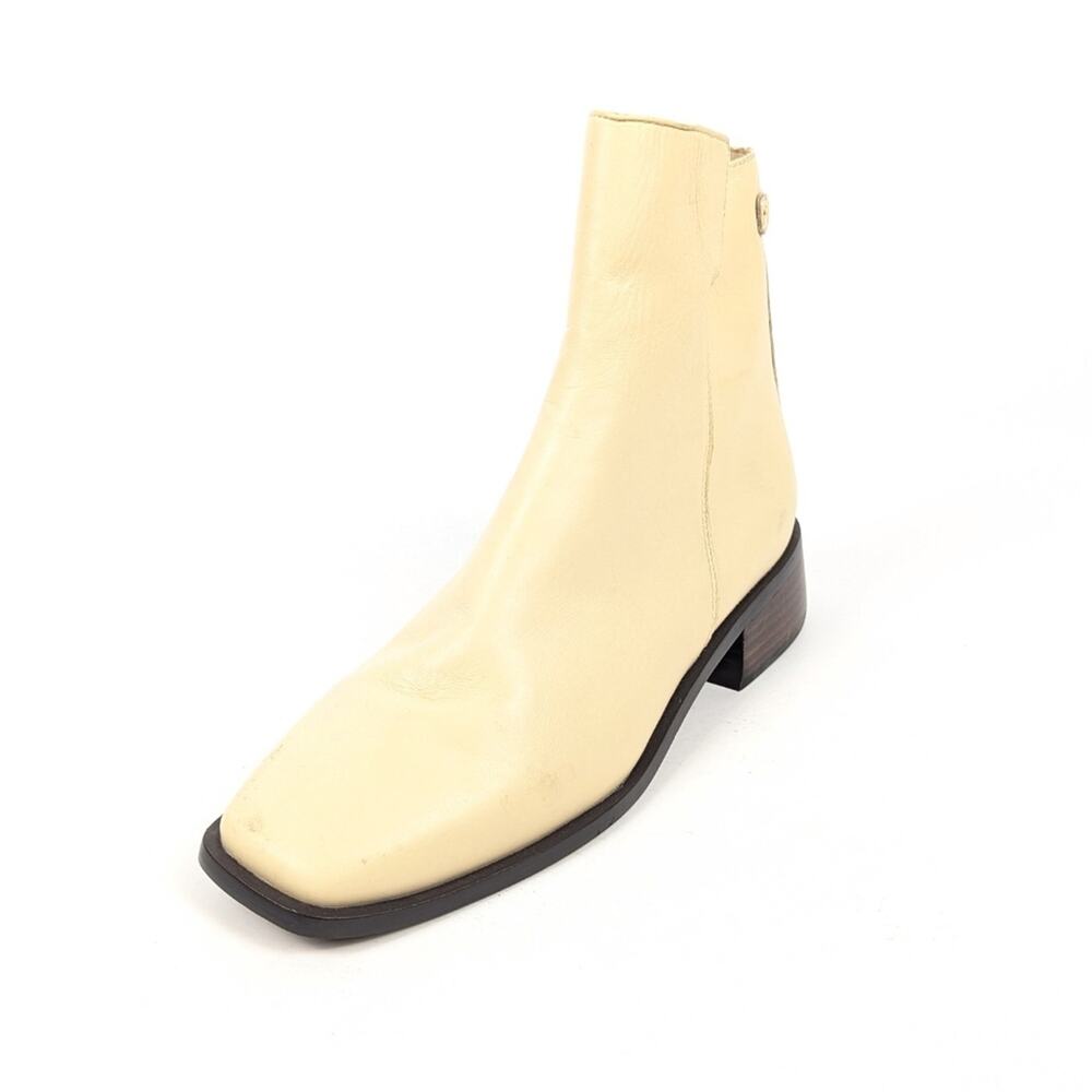 Sam Edelman Thatcher Boots 6 Eggshell Square Toe Ankle Minimalist